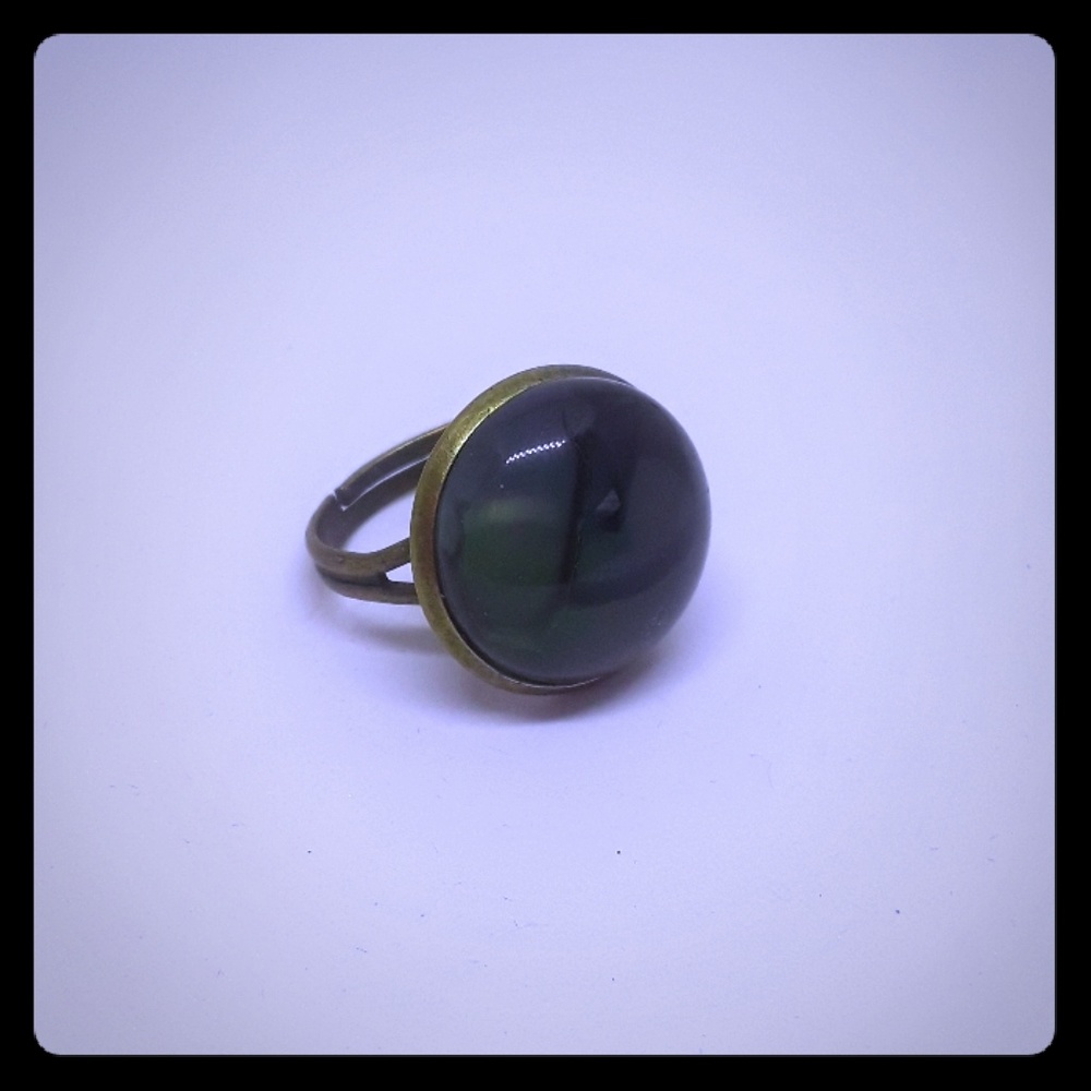 Green gem ring - Picture 2 of 2